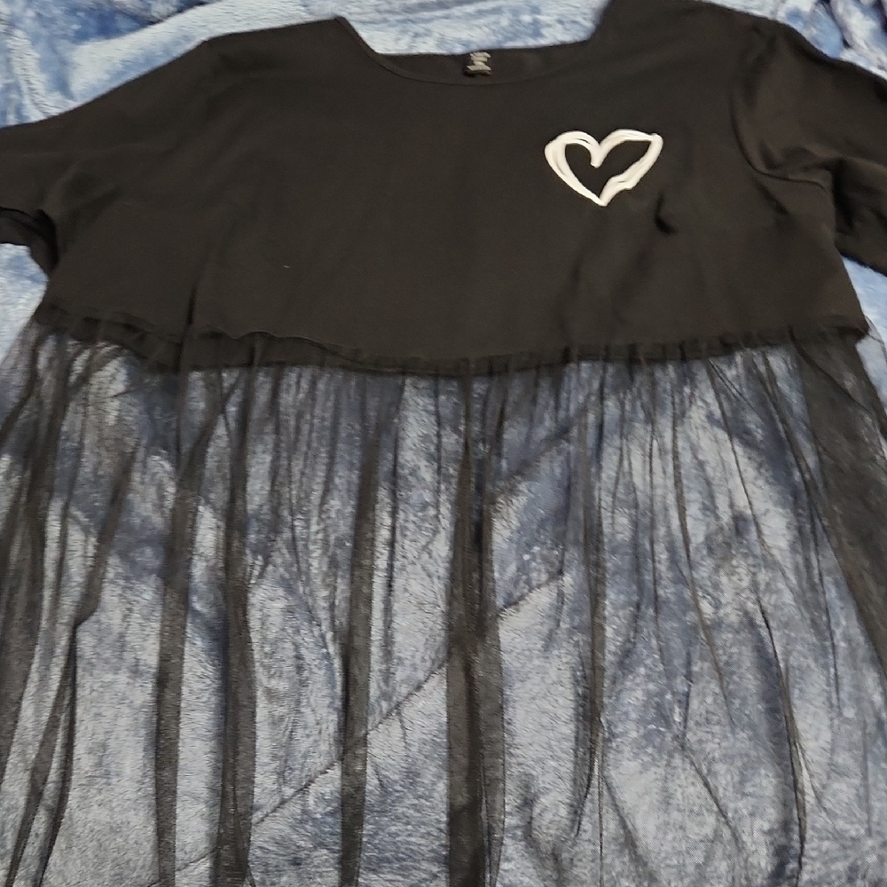 SHEIN Black Curve 3XL Top